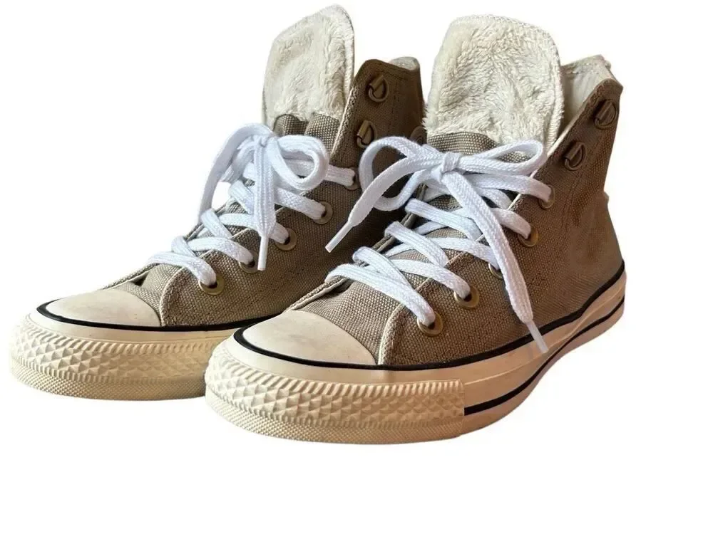 CONVERSE Shoes CHUCK TAYLOR Woman's Size 6 Beige Hi Top faux fur Sneaker